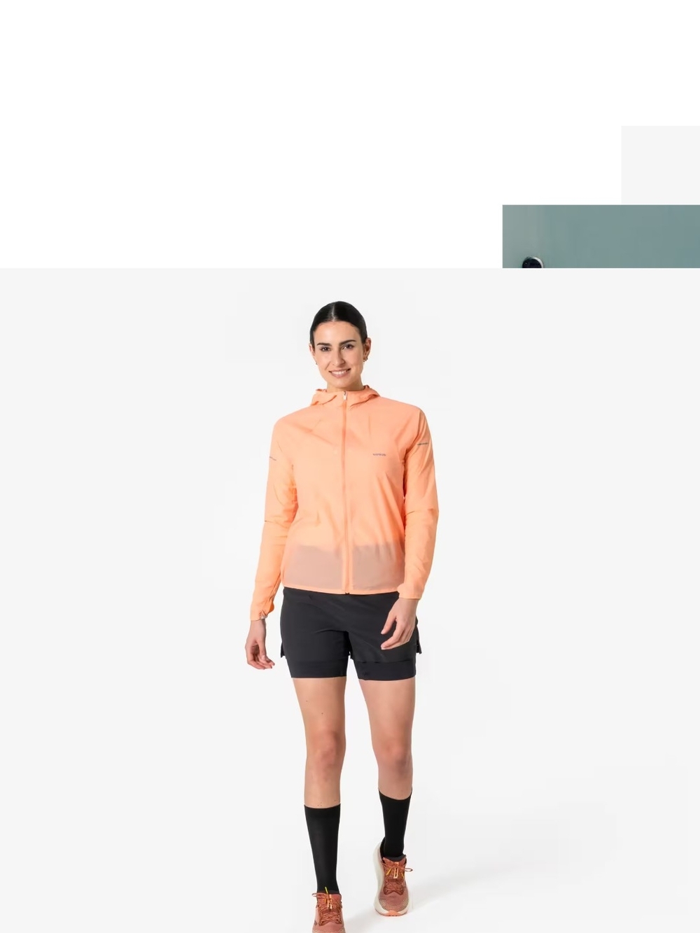 Lightweight Running Hooded Jacket for Women